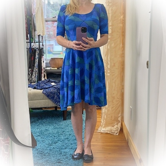 💕New With Tag Blue Lularoe Nicole Fit & Flare Dress💕 - Picture 6 of 16